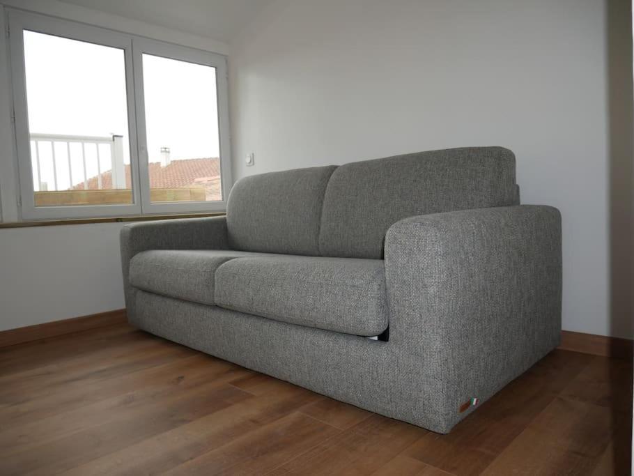 Logement Lumineux Avec Terrasse La Roche-sur-Yon Exterior foto